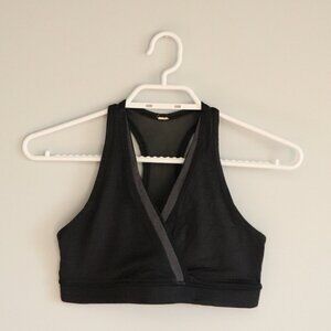 Lululemon Women's 2 Black V-Neck‎ Mesh Activewear Stretch Sports Bra